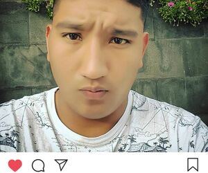 Jose Todo Pose
