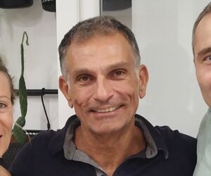 Manuel AG