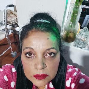 María